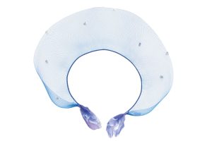Cuello crin, alambre bordado y hojas organza